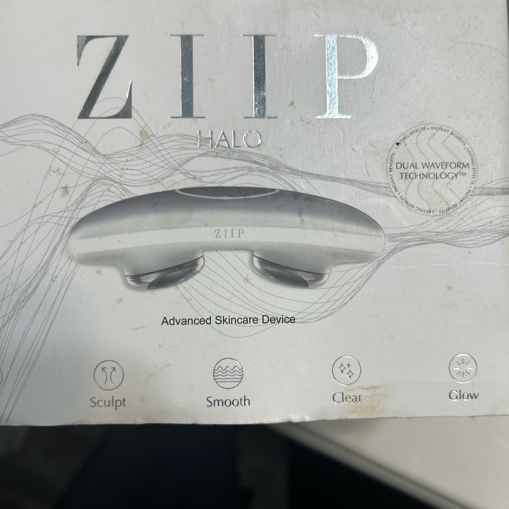 Halo Advanced Skincare Device - Silver